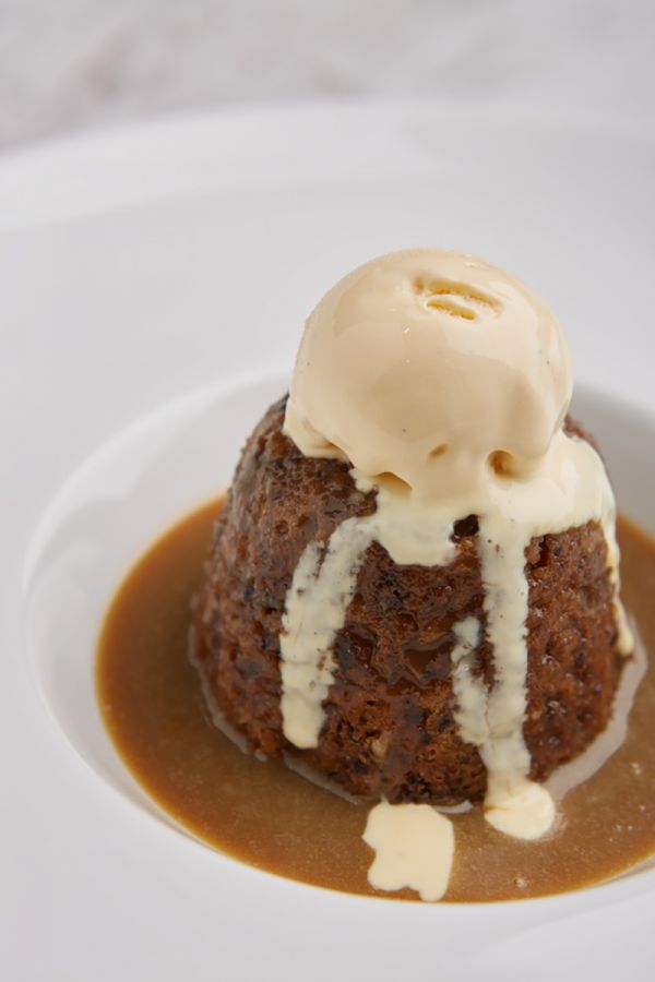 LADY L : Sticky Toffee Pudding with Homemade Salted Caramel Ice Cream